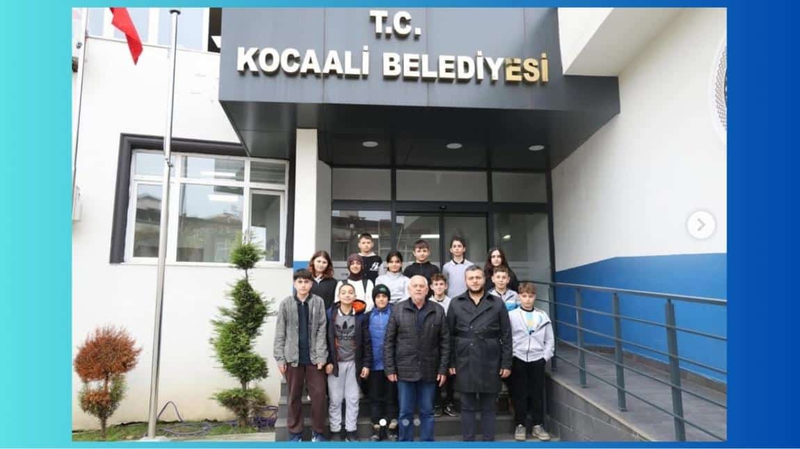 Öğrencilerimiz Kocaali Belediyesini Ziyaret Etti